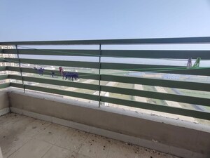 2 BHK Apartment For Rent in SG Grand, Raj Nagar Extension