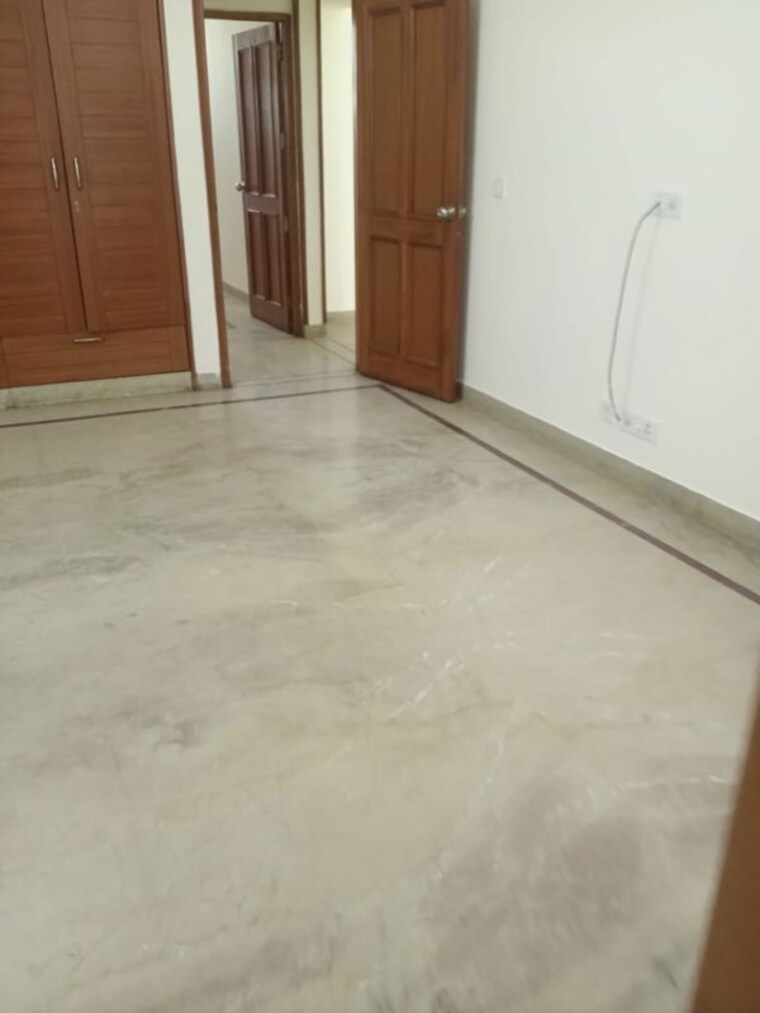 Room, sector 21 6+ Bedroom 9000 Sq.Ft. Independent House In Sector 21 Chandigarh 10443456