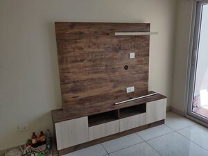 Furnished Amenities in 2 BHK Apartment at Jai Royal Park, Kr Puram – for Rent
