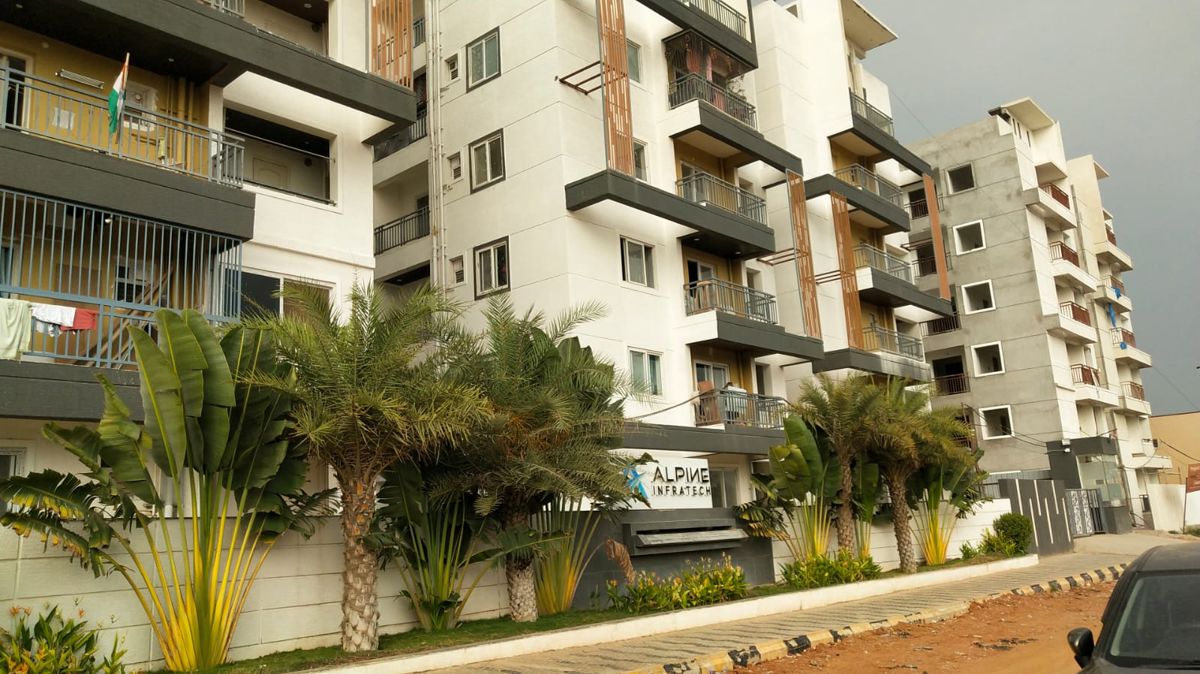 2 BHK + Extra Room 1120 Sq.Ft. Apartment in Alpine GMR Springfield
