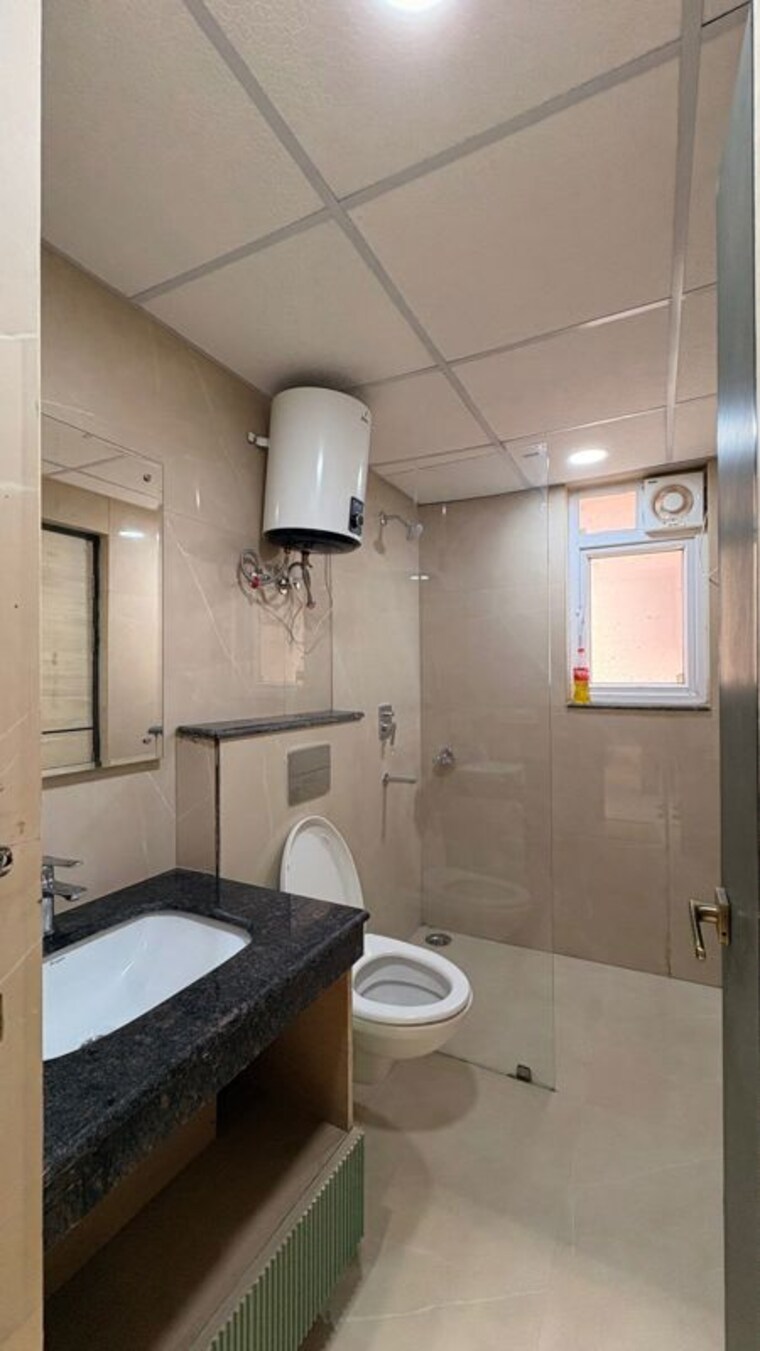 Bathroom, rishita-manhattan 4 Bedroom 2450 Sq.Ft. Apartment In Gomti Nagar Lucknow 10443474