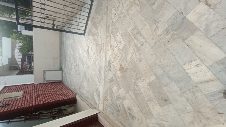 Balcony, saket 3.5 Bedroom 135 Sq.Yd. Independent House In Saket Delhi 10443449