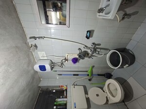 Bathroom in 1 RK Apartment at Dahisar West – for Rent
