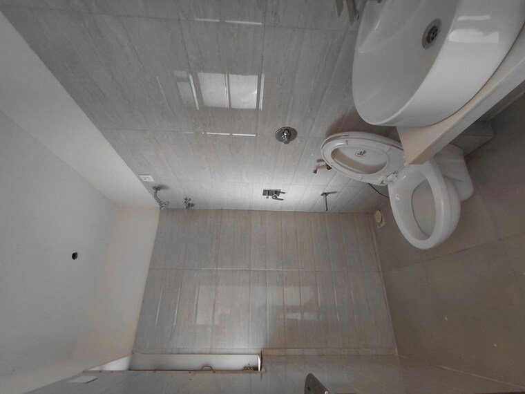 Bathroom, lotus-sky-garden 3 Bedroom 1030 Sq.Ft. Apartment In Malad West Mumbai 10443520