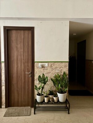  2 BHK Apartment at Lodha Sterling Tower K, Kolshet Road – for Rent