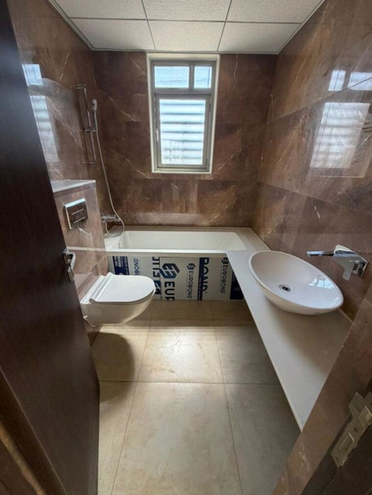 Bathroom, kolte-patil-life-republic-sound-of-soul 4 Bedroom 1710 Sq.Ft. Penthouse In Hinjewadi Pune 10443522