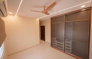 Room in 4 BHK Apartment at NCC Urban One, Narsingi – for Rent