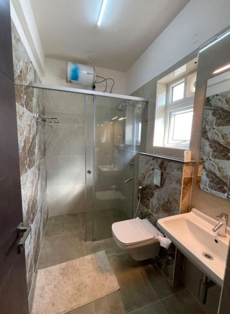 Bathroom, muppas-indraprastha 4 Bedroom 4095 Sq.Ft. Villa In Tellapur Hyderabad 10443563