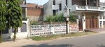 1860 Sq.Ft. Plot in Vikas Nagar