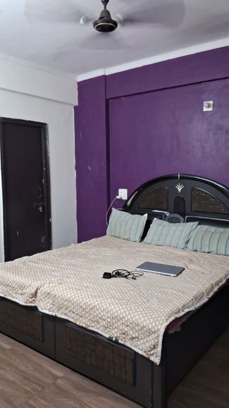 Bedroom, aims-golf-city 2.5 Bedroom 1150 Sq.Ft. Apartment In Sector 75 Noida 10443596