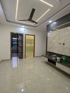 1 BHK + Pooja Room,Servant Room,Study Room,Extra Room,Basement,Store Room Apartment For Rent in Golden Tulip Kondapur