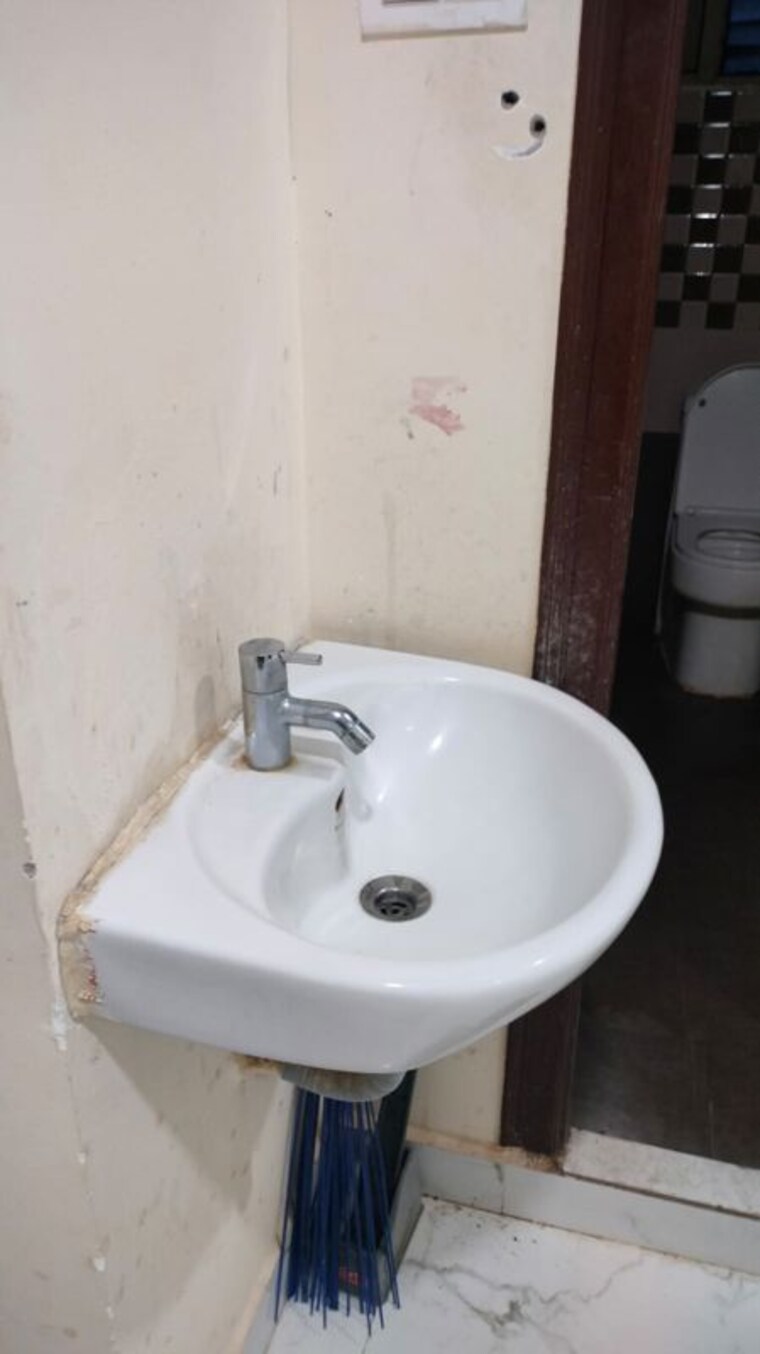 Bathroom, aadyas-nest 2 Bedroom 1260 Sq.Ft. Apartment In Madhapur Hyderabad 10443606