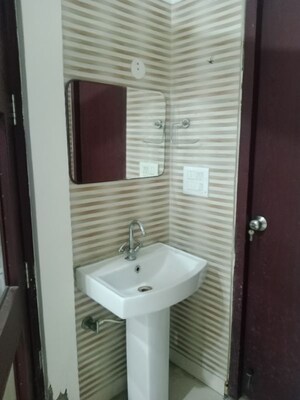 Bathroom in 2 BHK Builder Floor at Sector 25 Phase 1 – for Rent