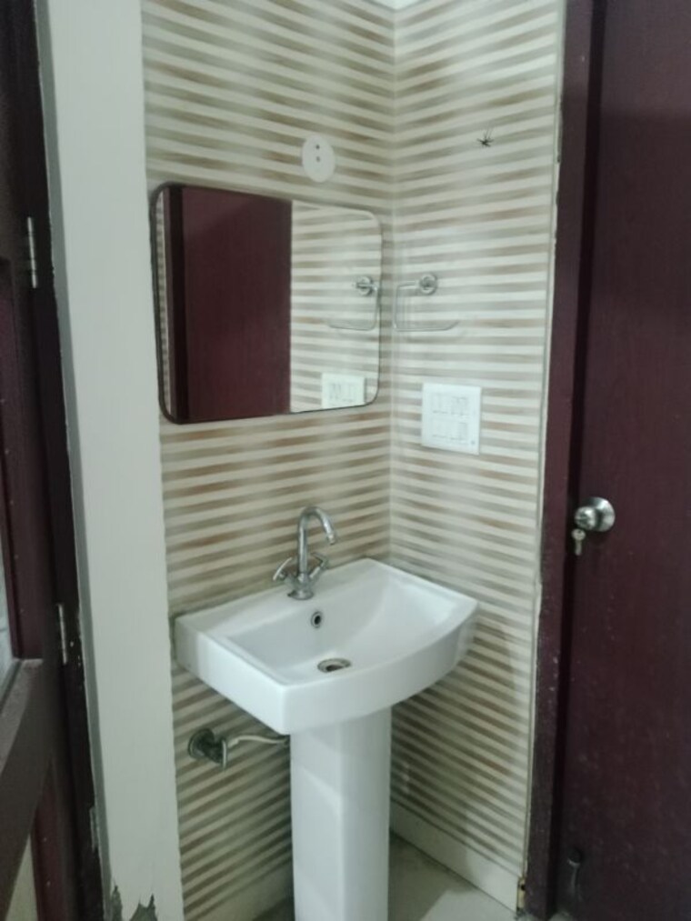 Bathroom, sector 25 phase 1 2 Bedroom 1050 Sq.Ft. Builder Floor In Sector 25 Phase 1 Panipat 10443637