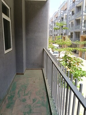 Balcony in 3 BHK Apartment at Smart World Orchard, Sector 61 – for Rent