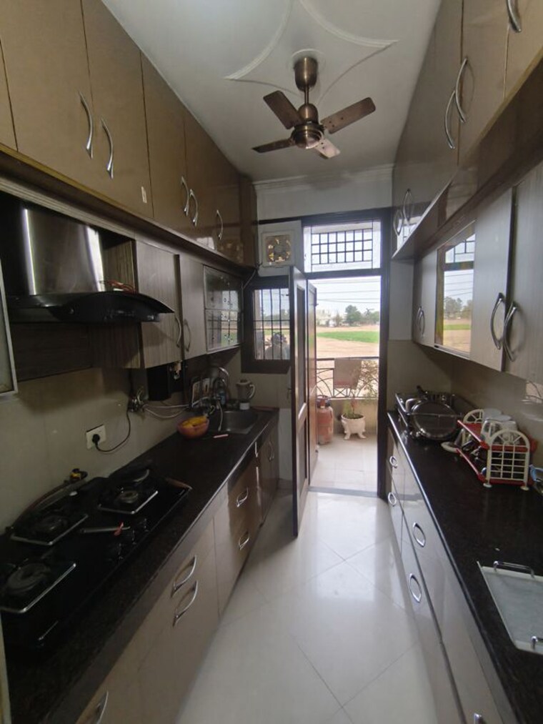 Kitchen, bishanpura 3 Bedroom 1650 Sq.Ft. Apartment In Bishanpura Zirakpur 10443656