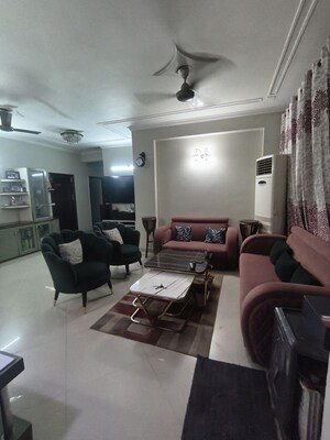 Team Area in 3 BHK Apartment at Bishanpura – for Sale