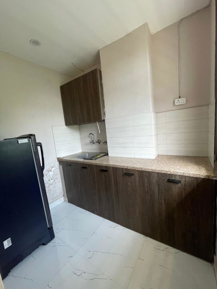 Kitchen, sector 10a 1 RK 400 Sq.Ft. Builder Floor In Sector 10a Gurgaon 10443660