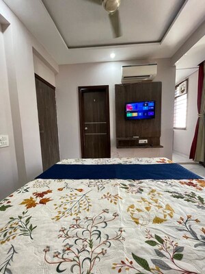 Bedroom in 1 RK Builder Floor at Sector 10a – for Rent