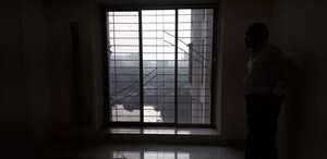 Room in 2 BHK Apartment at Godrej Urban Park, Chandivali – for Rent