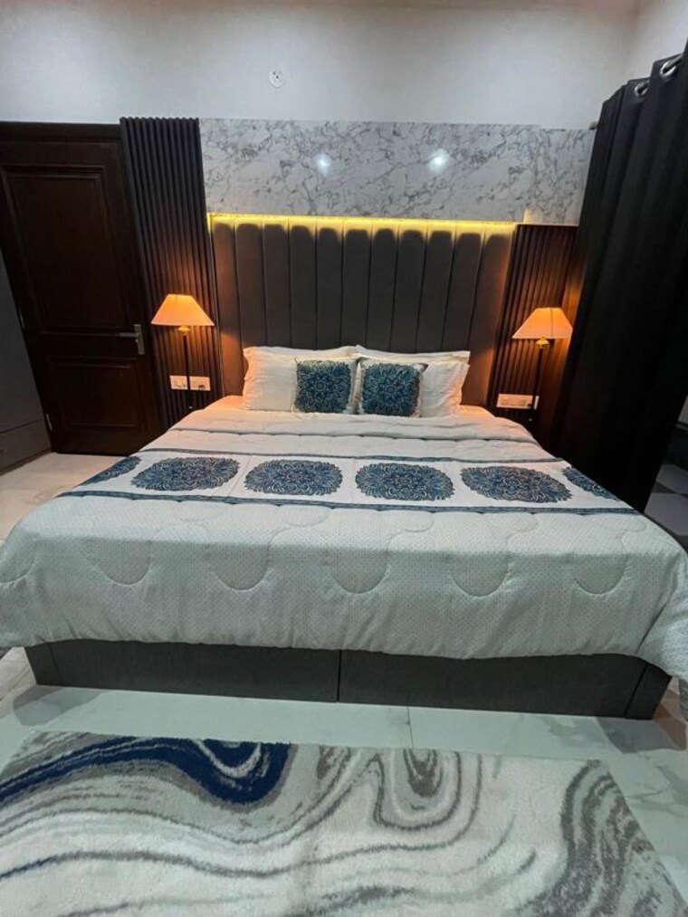 Bedroom, sector 10a 1 Bedroom 600 Sq.Ft. Builder Floor In Sector 10a Gurgaon 10443666