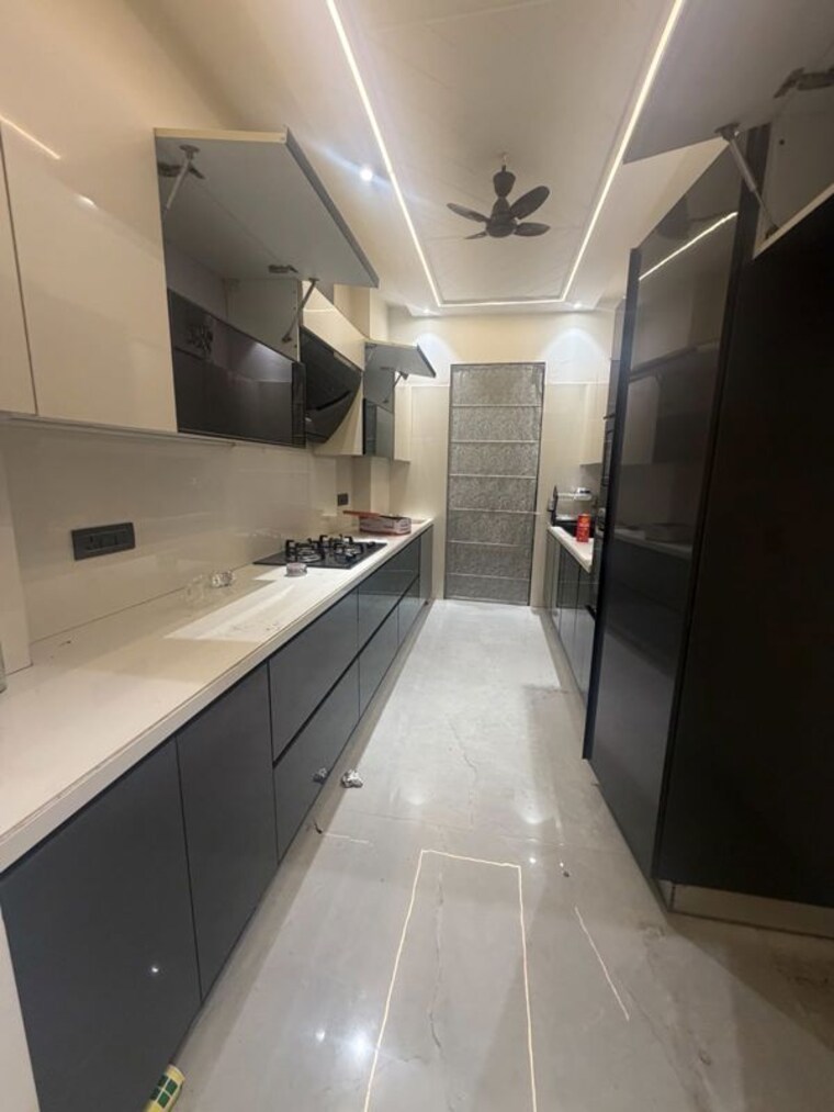 Kitchen, ardee-city 3 Bedroom 2000 Sq.Ft. Builder Floor In Sector 52 Gurgaon 10443685