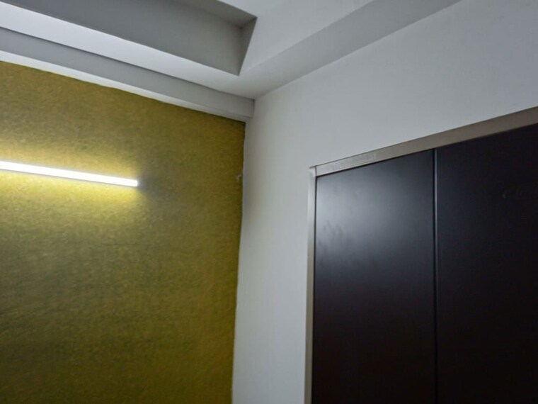 Room, sai-apartments-noida 1 Bedroom 698 Sq.Ft. Apartment In Sector 71 Noida 10443690