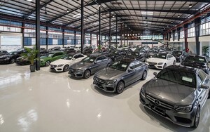  Showroom – Exterior View View at Singanallur - for Rent