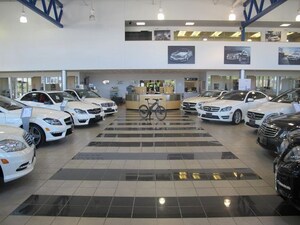  Showroom – Exterior View View at Singanallur - for Rent