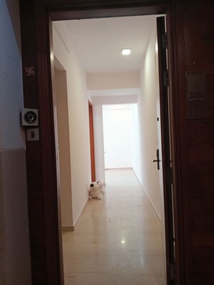 Building Lobby in 2 BHK Apartment at Vasant Valley Ivy Tower, Malad East – for Rent
