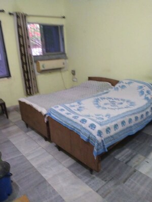 Bedroom in 1 RK Apartment at Navjeevan Society, Chembur – for Rent