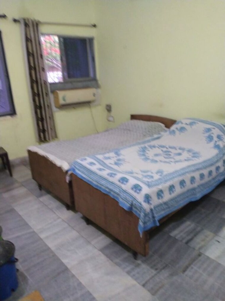Bedroom, navjeevan-society 1 RK 300 Sq.Ft. Apartment In Chembur Mumbai 10443726