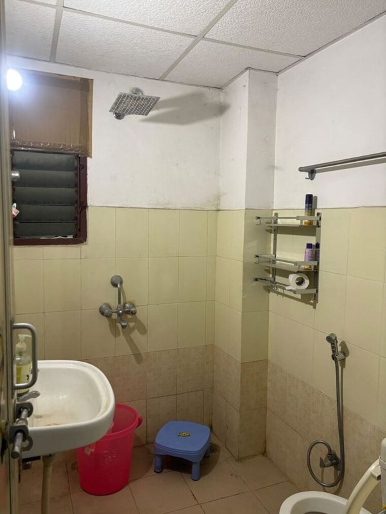 Bathroom, ansal-aashiana 4 Bedroom 1800 Sq.Ft. Villa In Kanpur Road Lucknow 10443724