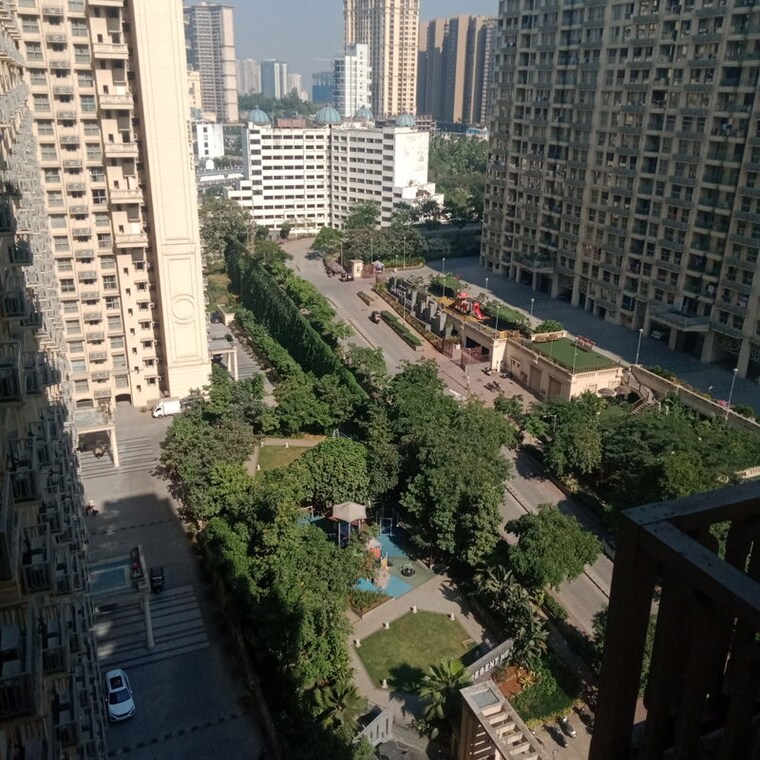 Exterior View, hiranandani-regent-hill 1 Bedroom 379 Sq.Ft. Apartment In Powai Mumbai 10443748