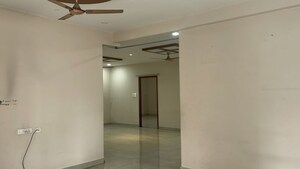 Room in 3 BHK Apartment at Madhapur – for Rent