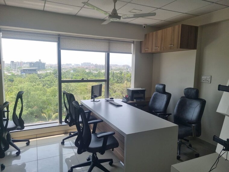 Team Area, sola Commercial Office Space 706 Sq.Ft. In Sola Ahmedabad 10443798