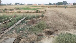  Plot For Sale in Bikapur