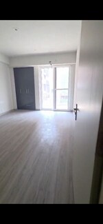 3 BHK 247 Sq.Yd. Apartment in SAV Gulnaar Meadows