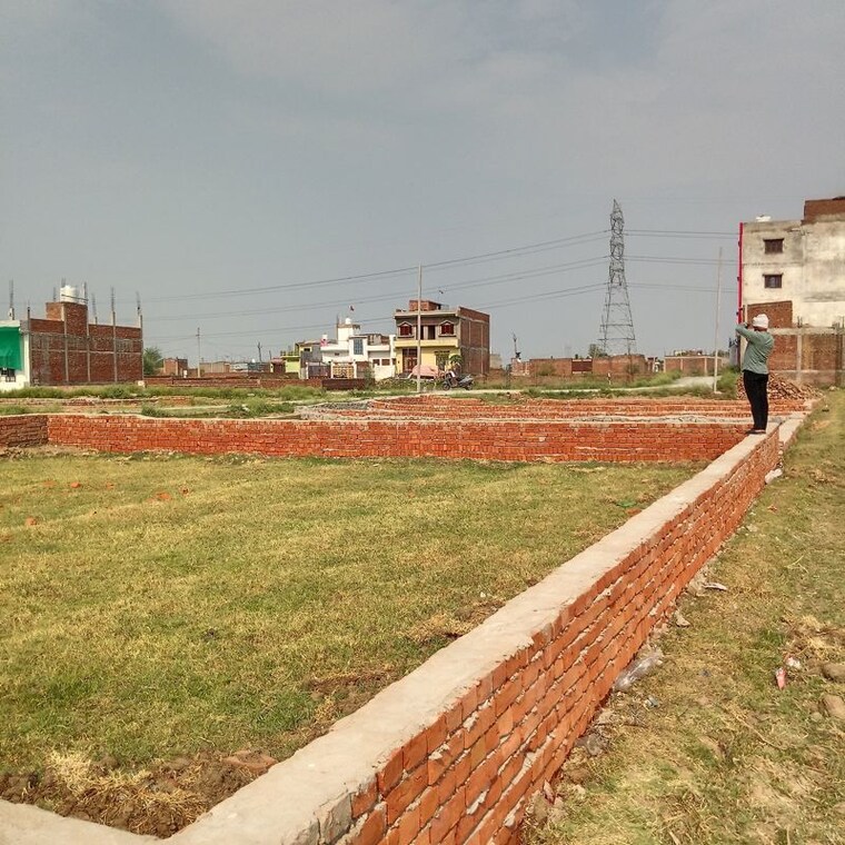 undefined, parao  1260 Sq.Ft. Plot In Parao Varanasi 10443877