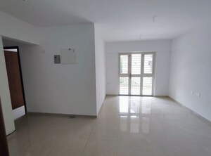 Room in 2 BHK Apartment at 4 Taljai Hills Phase 1, Dhankawadi – for Rent