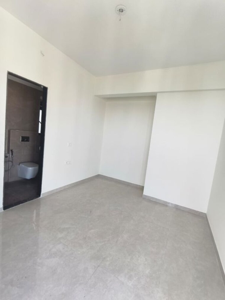 Room, dhamji-shamji-mahavir-spring-tulip-phase-1 2 Bedroom 782 Sq.Ft. Apartment In Pokhran Road No Two Thane 10443900