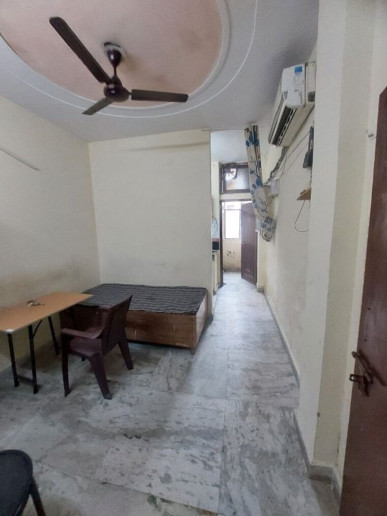 undefined, west patel nagar 1 Bedroom 400 Sq.Ft. Builder Floor In West Patel Nagar Delhi 10443902
