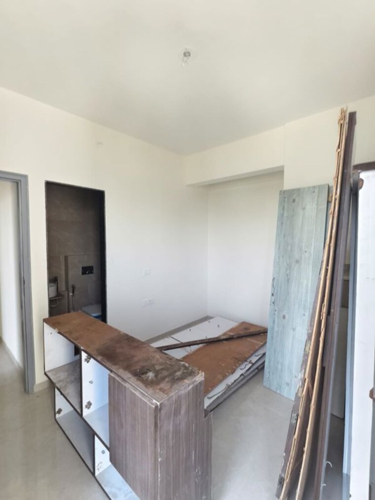 Kitchen, damji-shamji-mahavir-spring-tulip-phase-1 2 Bedroom 713 Sq.Ft. Apartment In Pokhran Road No Two Thane 10443950