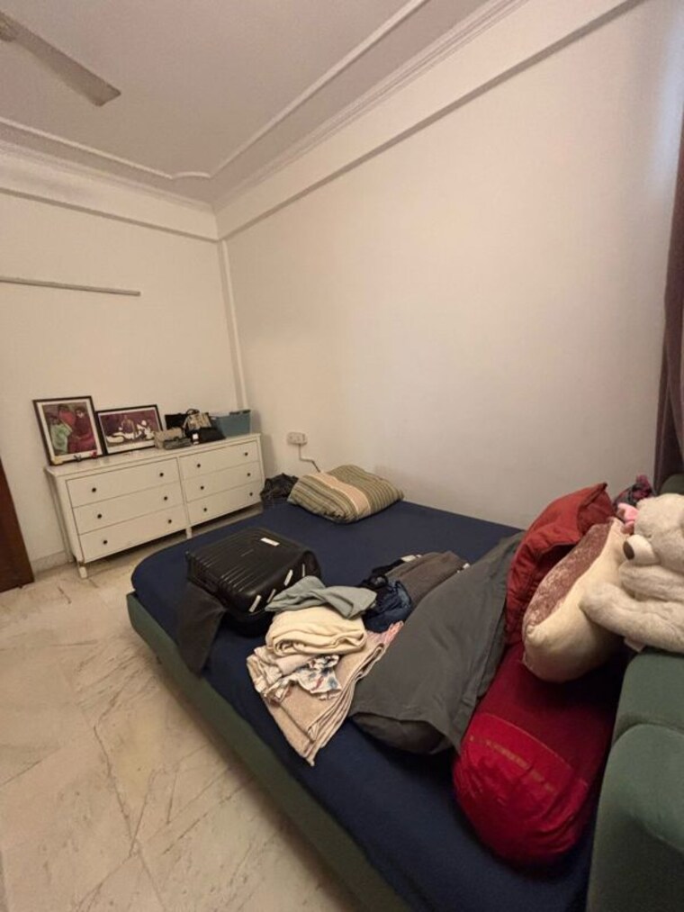 Bedroom, nehru enclave 3 Bedroom 200 Sq.Yd. Builder Floor In Nehru Enclave Delhi 10435677