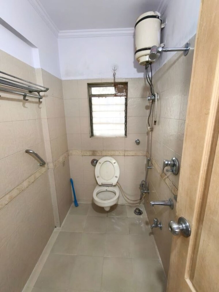 Bathroom, rutu-park-majiwada 2 Bedroom 700 Sq.Ft. Apartment In Thane West Thane 10443993