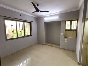 Room in 2 BHK Apartment at Rutu Park Majiwada, Thane West – for Rent