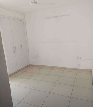Room in 2 BHK Apartment at Motiaz Royal Citi, Ambala Highway – for Rent