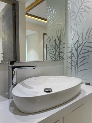 Bathroom in 3 BHK Apartment at Group Seven Rushi Heights, Goregaon East – for Rent