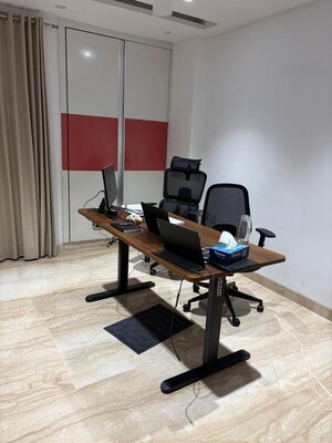 Gym in 3 BHK Builder Floor at Dlf Cyber City – for Rent