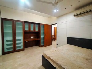 Room in 3 BHK Apartment at Sunshine Heights, Dadar West – for Sale
